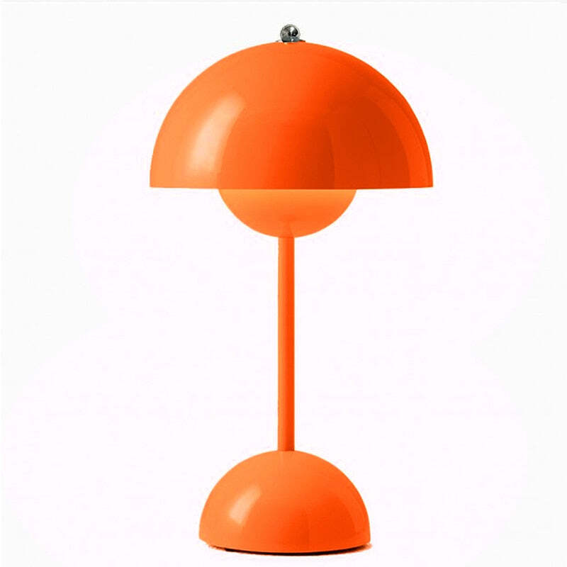 Contemporary Nordic Table Lamp
